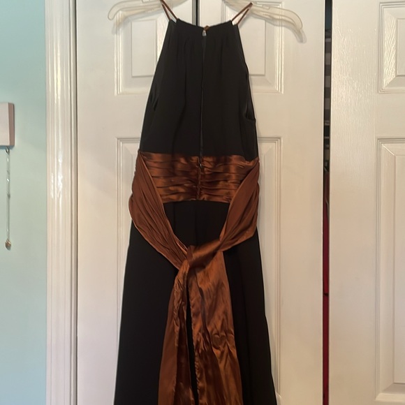 Formal Dress - Picture 3 of 3